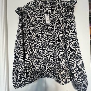 Vero Moda Black and White Floral button down Blouse NWT Size L